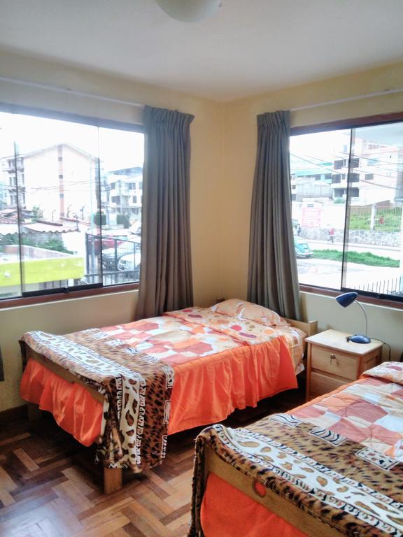 Pensión Huaypo House & Lodging